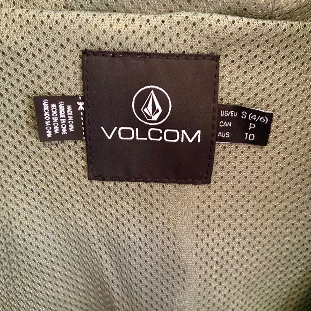 Light Green and Olive Two-Tone Hooded Jacket - Picture 4 of 7
